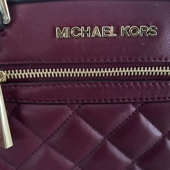 Michael Kors Selma Large Zip Quilted Leather Satchel Bag Purse - LIKE NEW! - Picture 9 of 9